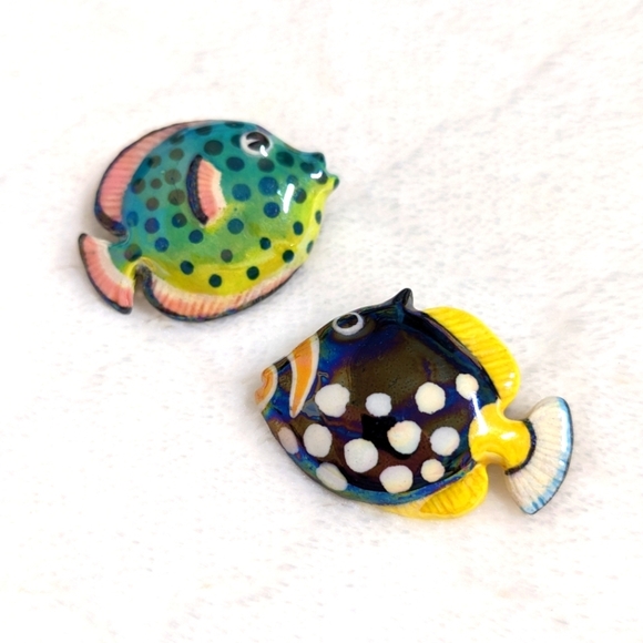 Vintage 80's Artisan Made Glazed Ceramic Fish Earrings And Brooches - Picture 6 of 10